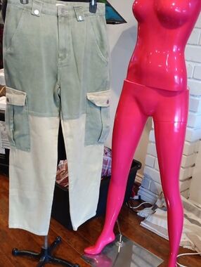 POL Two-Tone Cargo Wide-Leg Pants in Sage Green & Cream